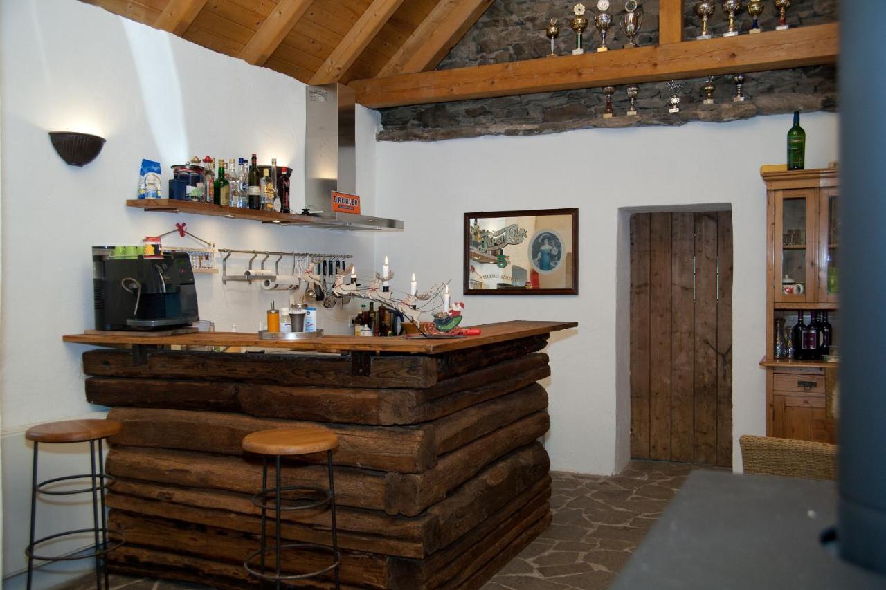Hof Liebeneck Bed & Breakfast Osterspai Екстериор снимка