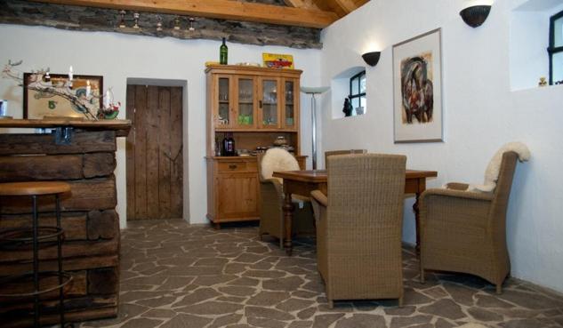 Hof Liebeneck Bed & Breakfast Osterspai Екстериор снимка
